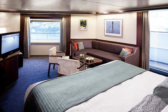 Holland America Line Nieuw Amsterdam Interior Neptune Suite 2.jpg